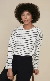 oasis-sweter-damski-bialy-w-paski-casual-s-pef