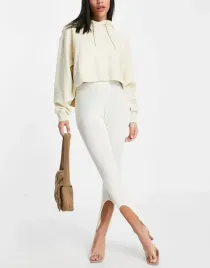 fashionkilla-kremowe-legginsy-na-co-dzien-36-1vay
