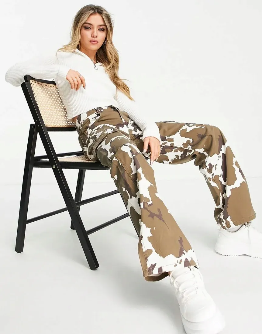 sweter-damski-ecru-z-zamkiem-prosty-basic-s-1var-stan-nowy