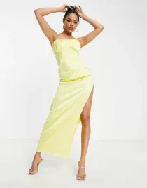 first-distraction-sukienka-na-ramiaczkach-40-1xmz