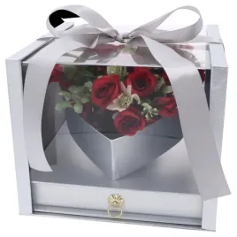 srebrne-pudelko-prezentowe-z-szuflada-wstazka-i-sercem-flower-box-na-kwiaty