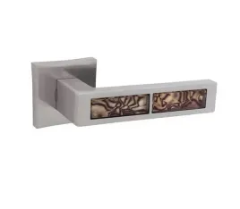 klamka-do-drzwi-wewnetrznych-satyna