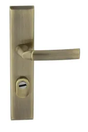 klamka-domino-do-drzwi-zewnetrznych-brazowy-na-wkladke-rozstaw-85-prawa