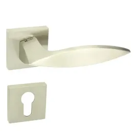 klamka-do-drzwi-wewnetrznych-nikiel-szyld-na-wkladke