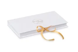 pudelko-z-nadrukiem-chrzest-swiety-na-voucher-bon-podarunkowypieniadze