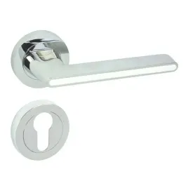 klamka-domino-do-drzwi-wewnetrznych-bialy-chrom-na-wkladke