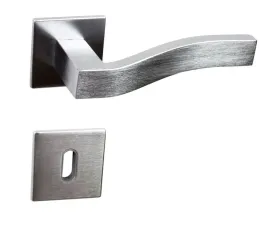 klamka-domino-do-drzwi-wewnetrznych-chrom-satyna-na-klucz-zwykly