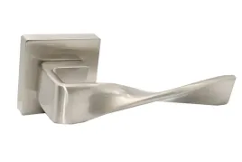 komplet-klamek-twist-qr-do-drzwi-wewnetrznych-nikiel
