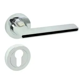 klamka-domino-do-drzwi-wewnetrznych-chrom-czarny-na-wkladke