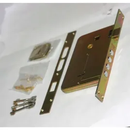 zamek-wpuszczany-sab-3-klucze-w-zestawie