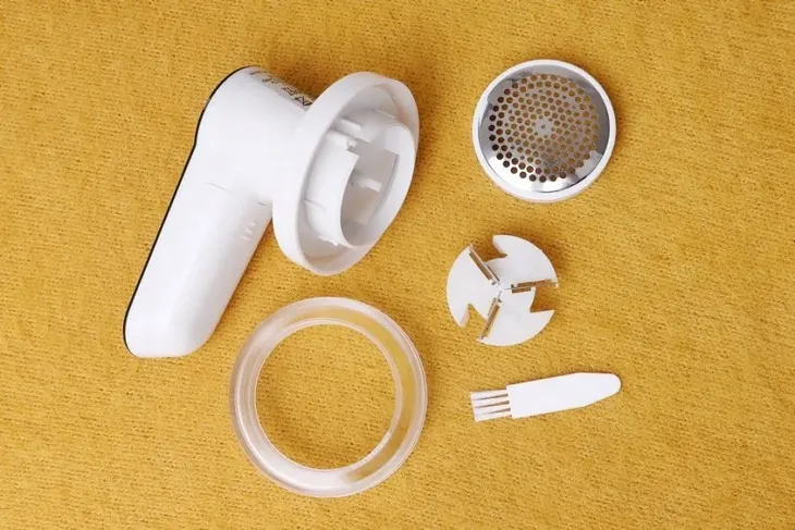 duza-golarka-do-ubran-swetrow-eldom-gds7-waga-produktu-0-17-kg