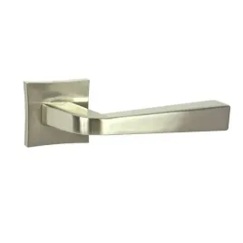 komplet-klamek-andy-qr-do-drzwi-wewnetrznych-nikiel