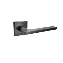 komplet-klamek-domino-linea-qr-czarna-nowoczesne-i-eleganckie-wnetrza