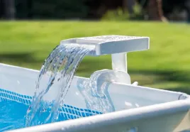 funkcjonalnba-praktyczna-kolorowa-kaskada-wodospad-led-basen-intex-28090