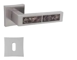 klamka-do-drzwi-wewnetrznych-nikiel-satyna-velvet-czarne-szklo-klucz-zwykly