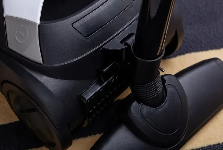 odkurzacz-workowy-eldom-os900-pegaz-hepa-kolor-dominujacy-bialy