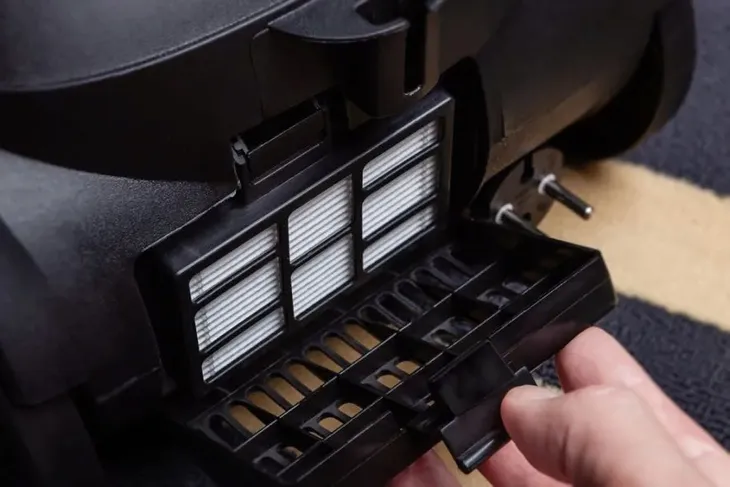 odkurzacz-workowy-eldom-os900-pegaz-hepa-konstrukcja-automatyczny-zwijacz-przewodu