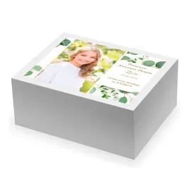 pudelko-na-ciasto-z-personalizowana-etykieta-zdjeciem-dziecka-komunia-sw