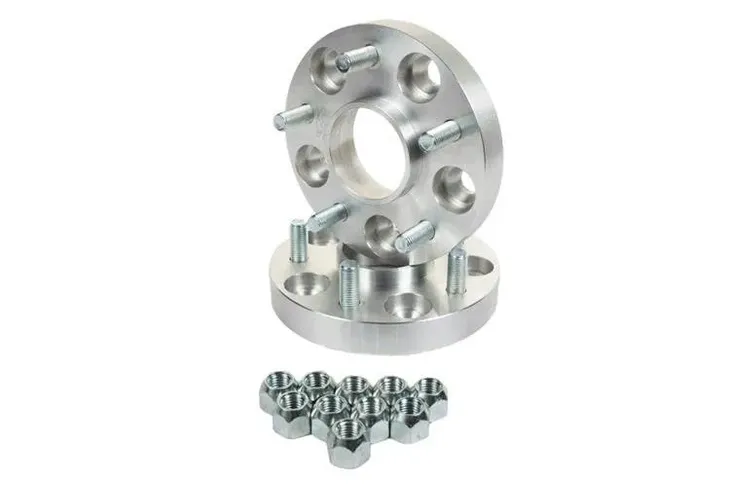 dystanse-przykrecane-50mm-661mm-4x1143-stan-nowy-otwor-centralny-mm-661