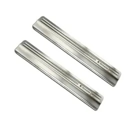 renault-megane-3-grandtour-nakladki-ochronne-progowe