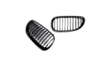 grill-bmw-5-e60-e61-pojedyncze-zeberka-gloss-black-stan-nowy-jakosc-czesci-zgodnie-z-gvo-p-zamiennik-o-jakosci-porownywalnej-do-oryginalu