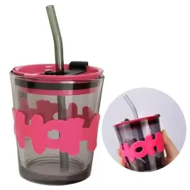 kubek-z-kolorowego-szkla-na-kawe-herbate-ze-slomka-i-zamknieciem-300-ml-cup