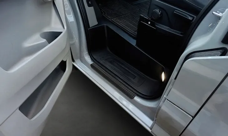 nakladki-na-progi-do-ford-transit-custom-2-producent-avisa-numer-katalogowy-producenta-2-26101