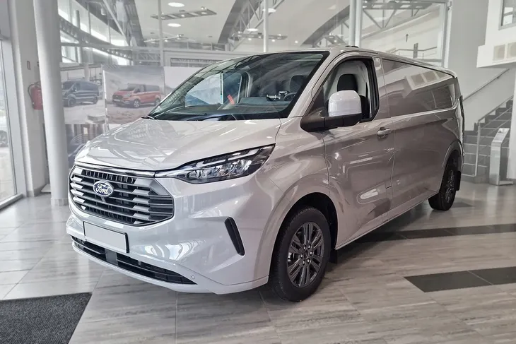 nakladki-na-progi-do-ford-transit-custom-2-producent-avisa-numer-katalogowy-producenta-2-26102-stan-nowy