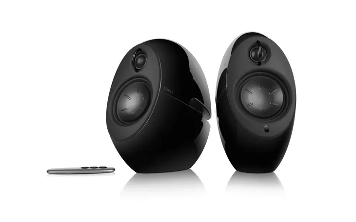 glosniki-edifier-e25hd-czarne-sterowanie-pilot-bezprzewodowy