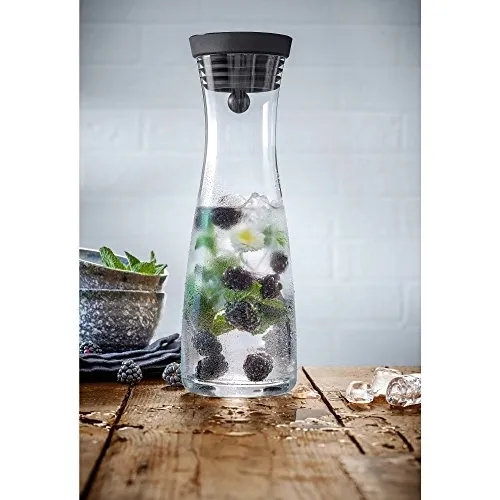 karafka-do-wody-1l-basic-czarna-wmf