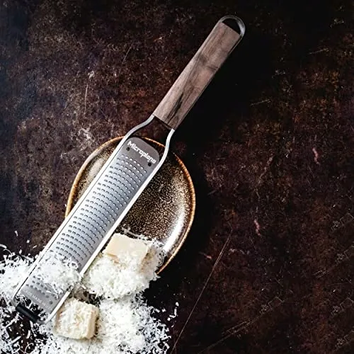 tarka-do-cytrusow-master-zester-microplane