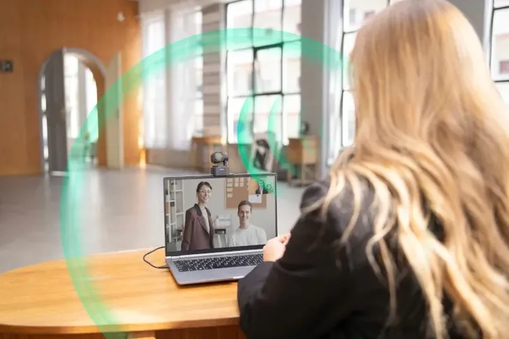 kamera-internetowa-obsbot-tiny-se-zawiera-baterie-nie