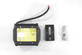 lampa-przednia-led-halogenowa-72w-24-diod-2-293-12-24v-biala