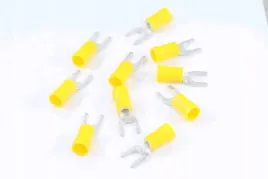 izolowane-koncowki-widelkowe-m5-53mm-10szt-do-przewodow-4-6mm