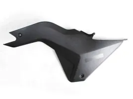 oslona-motocyklowa-matowa-plastikowa-lewa-srodkowa-bolt-y50