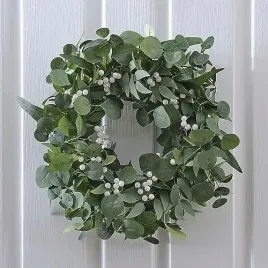 ginger-ray-eukaliptus-i-biale-jagody-boze-narodzenie-wieniec-na-drzwi-wisza