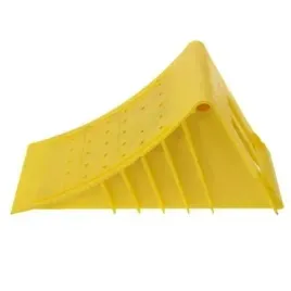 klin-pod-kola-l475mm-plastikowy-do-samochodow-ciezarowych