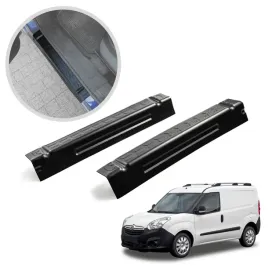 nakladki-ochronne-na-progi-listwy-progowe-do-opel-combo-d-2012-2018