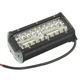 panel-ledowy-prosty-40-led-w-3-rzedach-tylne-mocowanie-skupione