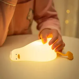 lampka-nocna-dla-dzieci-kaczka-dziwaczka-do-klepania-led-silikonowa-usb-c
