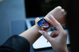 smartwatch-zegarek-damski-rozmowy-polskie-menu-pl-sport-puls-amoled