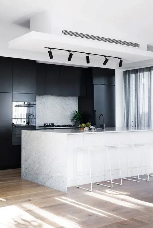 reflektor-do-szyn-nowodvorski-profile-iris-9007