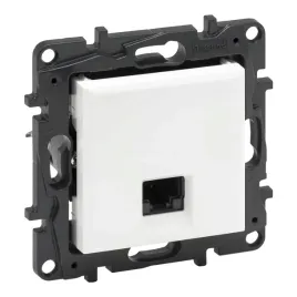 gniazdo-rj45-kat-6-utp-legrand-niloe-step-bialy