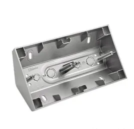 2-x-2-x-puszka-natynkowa-podwojna-narozna-srebrna-simon-54