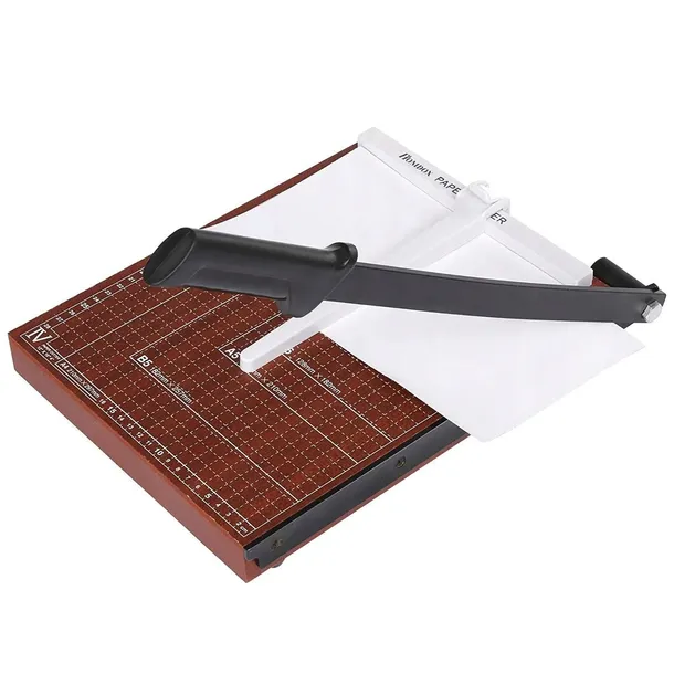 gilotyna-do-papieru-a4-obcinarka-krajarka-trymer-stan-nowy-kod-producenta-5902367975913