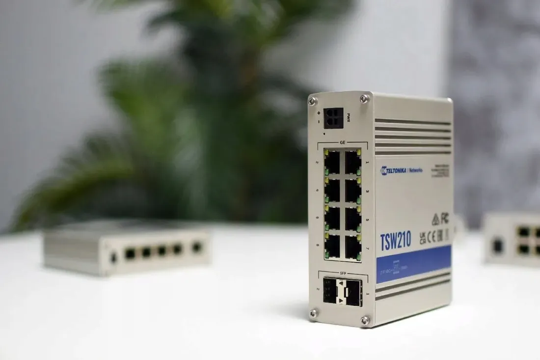 switch-teltonika-tsw210-8x-gigabit-ethernet-stan-nowy