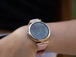 stylowy-smartwatch-damski-auora-amoled-wodoodporny-dodatkowy-pasek-gratis