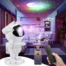 lampka-nocna-led-projektor-rzutnik-gwiazd-nieba-astronauta-dla-dzieci-pilot