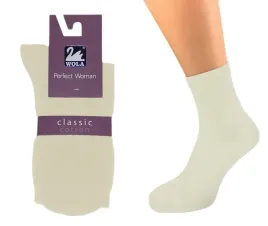 wola-skarpety-damskie-gladkie-bawelna-off-white-36-38