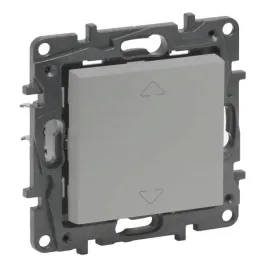 legrand-niloe-step-przycisk-roletowy-3po-aluminium